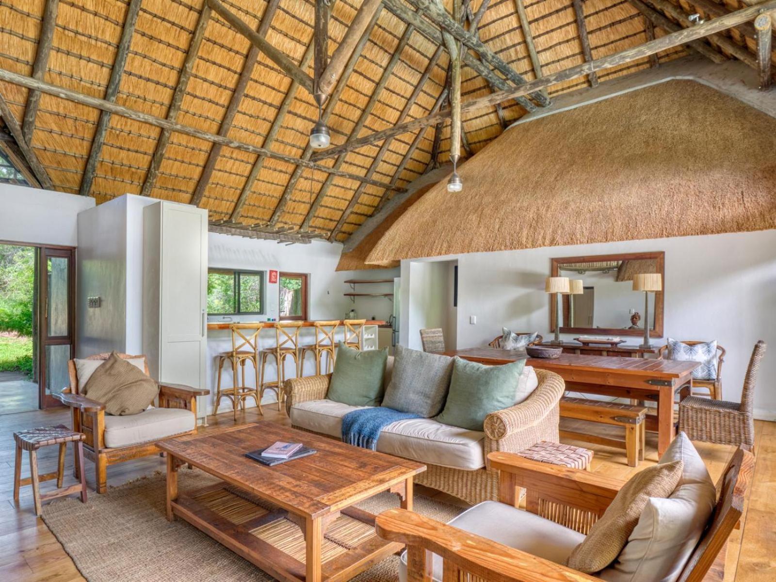 Rhino River Lodge Manyoni Private Game Reserve エクステリア 写真